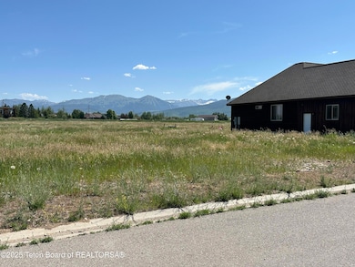 135 Sagewood Dr, Driggs, ID 83422 - photo 2