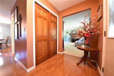 1011 Parkside Dr, Columbus, IN 47203 - photo 6