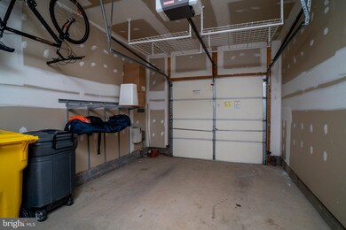 2581 Running Wolf Trail, Odenton, MD 21113 - photo 4