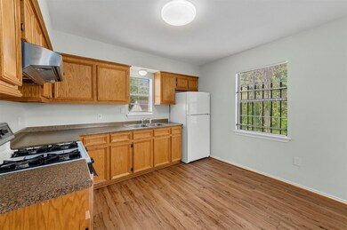 4605 Beggs St unit 2, Houston, TX 77009 - photo 5