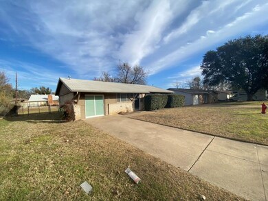 1305 Bryan Dr, Bedford, TX 76022 - photo 2