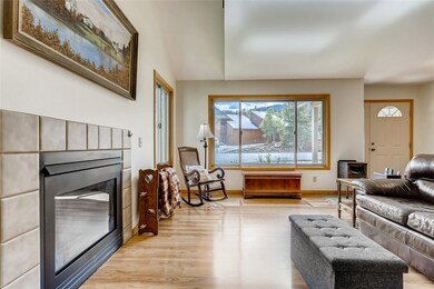 Gas fireplace; laminate floors.