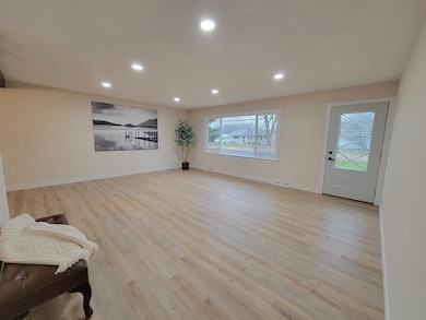 2449 S Dewey Ave, Beloit, WI 53511 - photo 5