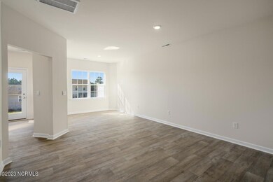 1103-gracie-lane-004