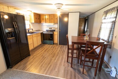 4 Herrick Ave, Mechanic Falls, ME 04256 - photo 4