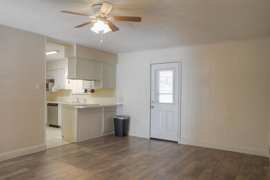 8001 Donegal Ln, North Richland Hills, TX 76180 - photo 5