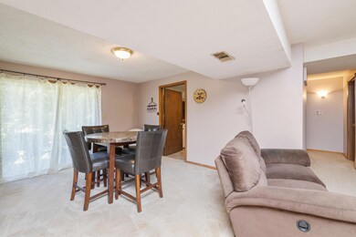 2304 Grandview Circle