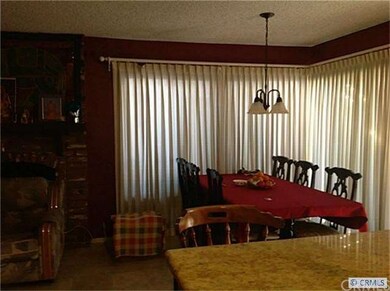 Family room with the dining area