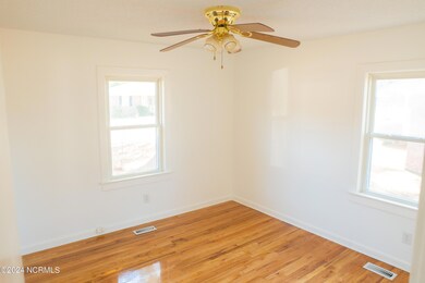 2418 May Dr, Winterville, NC 28590 - photo 6