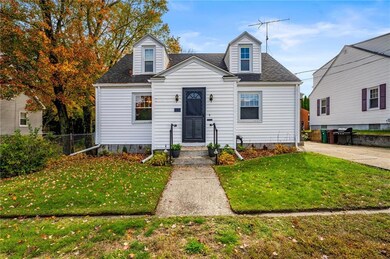 253 Carnation St, Woonsocket, RI 02895 - photo 4