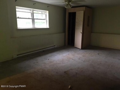 190 Cedar Dr, Long Pond, PA 18334 - photo 4
