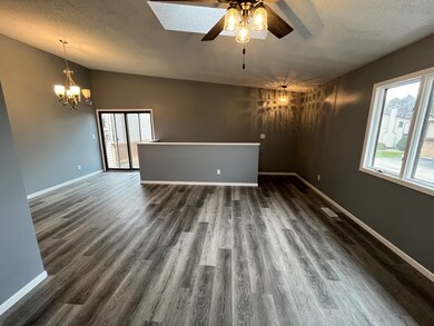 1846 Kerrybrook Ct unit 1846, Sycamore, IL 60178 - photo 3