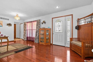 313 Torrington Ln, Freeburg, IL 62243 - photo 3