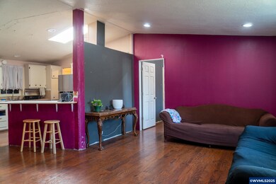 300 S Everest Rd, Newberg, OR 97132 - photo 4