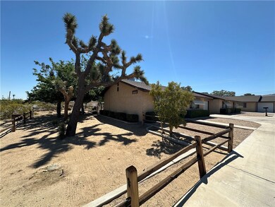 61959 Plaza Rd, Joshua Tree, CA 92252 - photo 2