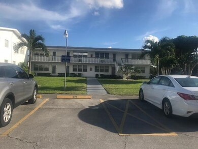 273 Camden L, West Palm Beach, FL 33417 - photo 5