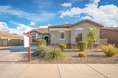 16057 W Yavapai St-32