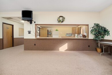 226 E 6th St, Warren, IN 46792 - photo 6