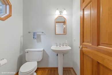 256 N Water St, Batavia, IL 60510 - photo 7