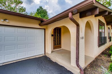 5273 Butternut Ct W, Columbus, OH 43229 - photo 2