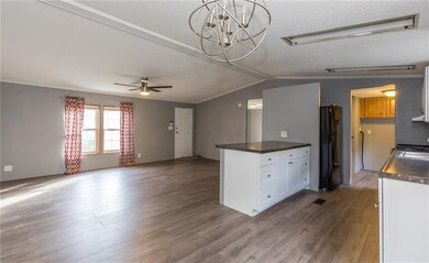 1804 E 25th St, Des Moines, IA 50317 - photo 7