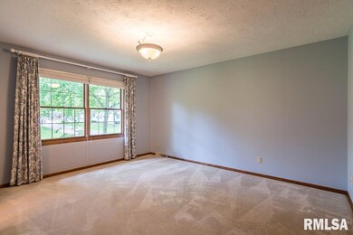 335 29th Ave unit 9D, Moline, IL 61265 - photo 7
