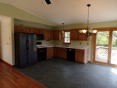 531 Nichols Rd, Fairfax, VT 05454 - photo 2