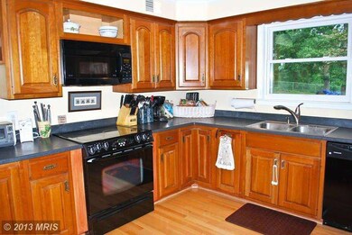 2324 Sandburg St, Dunn Loring, VA 22027 - photo 4