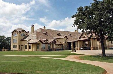 Cascades Clubhouse and Country Club with Fine Dini