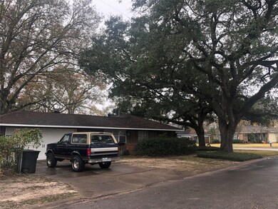 1634 Bayram Dr, Houston, TX 77055 - photo 6