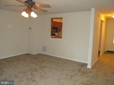 3 Woodbench Ct, Reisterstown, MD 21136 - photo 3