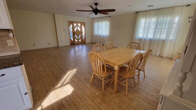 1510 White Oaks Ct, Alamogordo, NM 88310 - photo 6