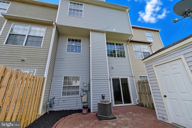 11170 Hamlet Ct, Fredericksburg, VA 22407 - photo 3