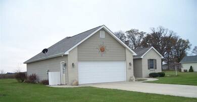 406 E Andrews St, Monroe, IN 46772 - photo 3