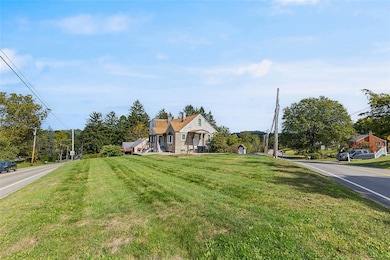 8248 Peebles Rd, Pittsburgh, PA 15237 - photo 5