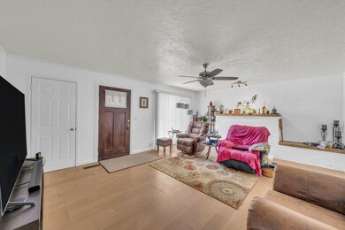 569 E 100 S, Saint George, UT 84770 - photo 6