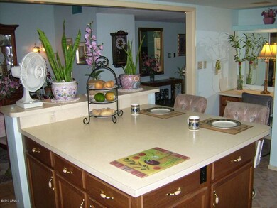 KITCHEN ISLAND