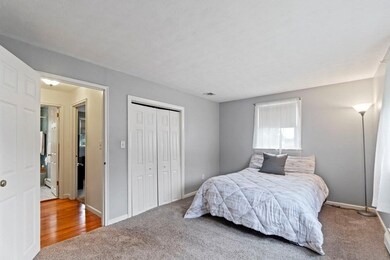 40 Rose Way, Holbrook, MA 02343 - photo 5