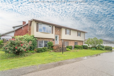 400 13th St, Dunbar, WV 25064 - photo 2