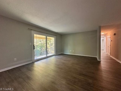 1114 Maiden Ln unit 6, Reidsville, NC 27320 - photo 2