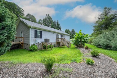 27 Shadow Oaks Dr, Asheville, NC 28806 - photo 2