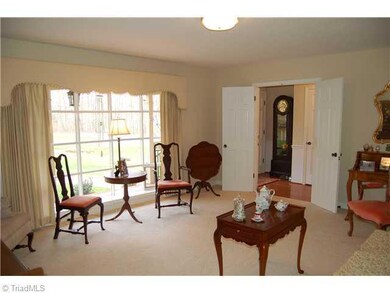 644 Eastwood Dr, Asheboro, NC 27205 - photo 3