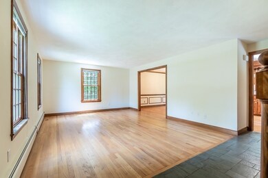 38 Stonecleave Rd, North Andover, MA 01845 - photo 5