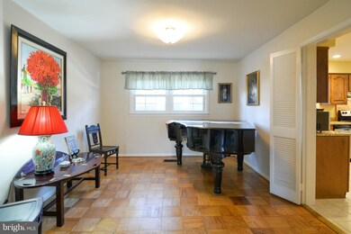 4611 Twinbrook Rd, Fairfax, VA 22032 - photo 7