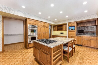 10752 Mount Curve Rd, Eden Prairie, MN 55347 - photo 5