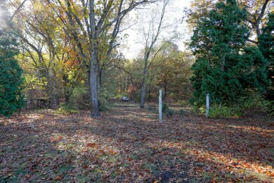 10753 W Main St-104