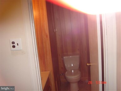 3526 Chippendale St, Philadelphia, PA 19136 - photo 6