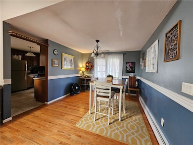 197 Capwell Ave, Woonsocket, RI 02895 - photo 7