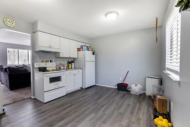 50035503-008_hq