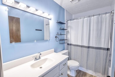 3048 Highcliff Ct, Columbus, OH 43231 - photo 3